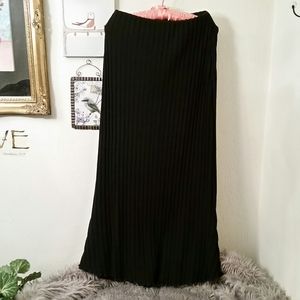 Clothespin ribbed texture maxi skirt, XS